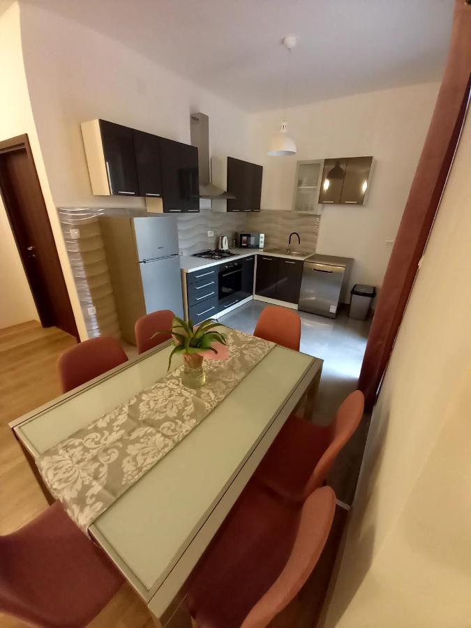 Apartment Lea Mataija 诺维·维诺多尔斯基 外观 照片