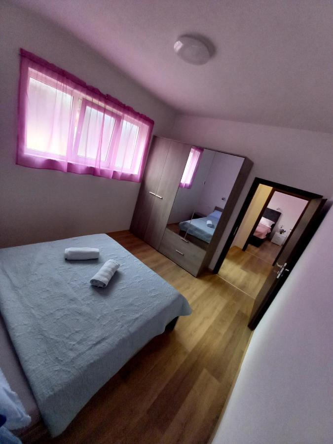 Apartment Lea Mataija 诺维·维诺多尔斯基 外观 照片